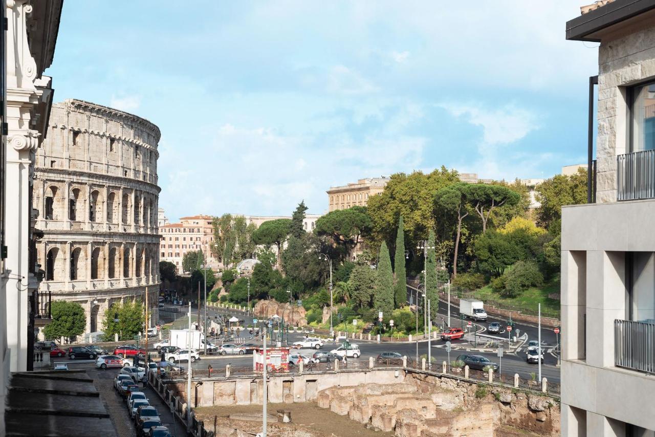 Casa Isabella Al Colosseo - FromhometoRzym Zewnętrze zdjęcie