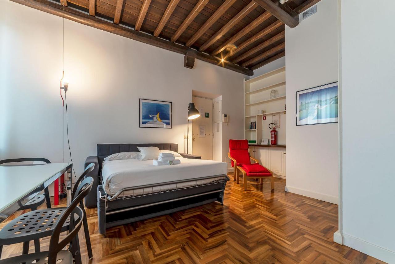 Casa Isabella Al Colosseo - FromhometoRzym Zewnętrze zdjęcie